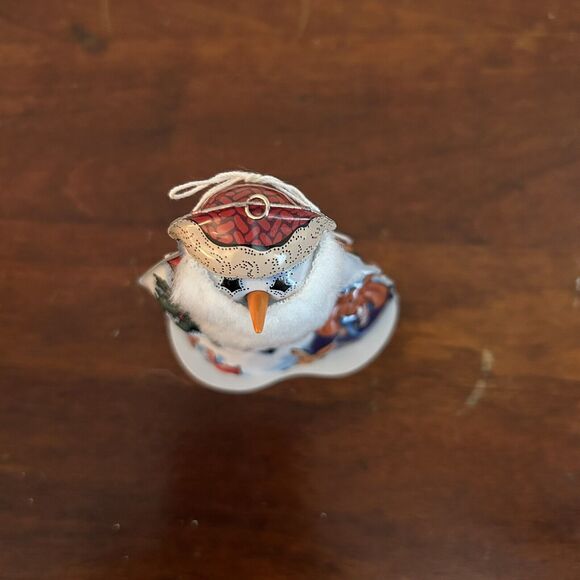 Hallmark Keepsake Ornament Cool Character Snowman 2000 - Picture 6 of 9